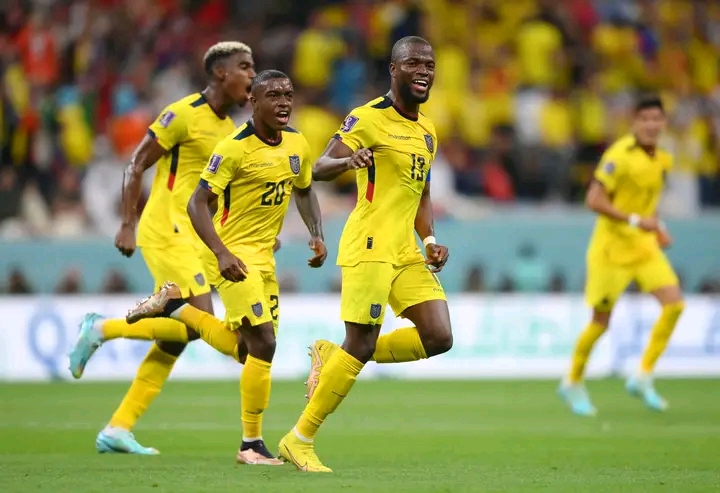 Enner Valencia scores a brace as Ecuador defeat Qatar 2-0 in 2022 FIFA World Cup opening match